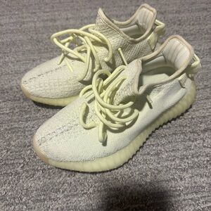 Men’s Size 4 Yeezy Butter Sneakers